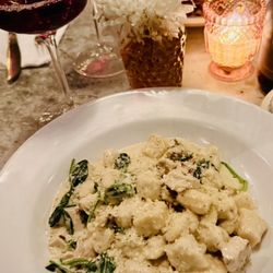 Pepe Giallo - Gnocchi in creamy Gorgonzola sauce.