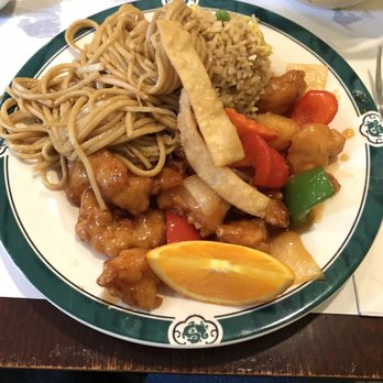 Tommy's Wok - Sweet and sour chicken - Chinese Near Me - Carmel, California Tommy's Wok - Sweet and sour chicken - Chinese Near Me - Carmel, California