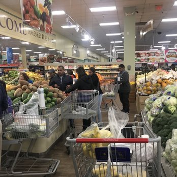 El Grande International Supermarket - Always difficult to navigate around here but good selection of produce - Grocery Near Me - Springfield, Virginia El Grande International Supermarket - Always difficult to navigate around here but good selection of produce - Grocery Near Me - Springfield, Virginia