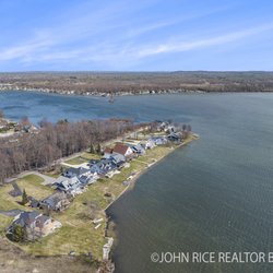 John Rice Realtor - Berkshire Hathaway HomeServices - SOLD! Knowing the lakefront luxury market was key for this sale to hit the goals of our client.