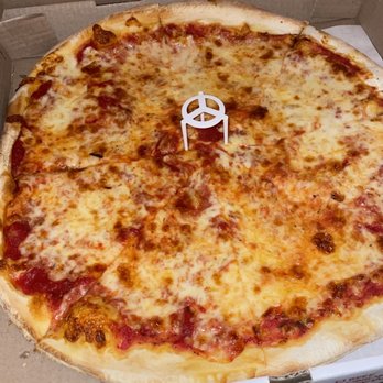 Di Mola's Pizza and Restaurant - Pizza Near Me - North Plainfield, New Jersey Di Mola's Pizza and Restaurant - Pizza Near Me - North Plainfield, New Jersey