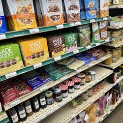 Aqua Vita - Cereals, jam, granola