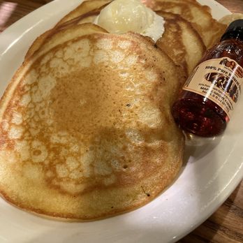 Cracker Barrel Old Country Store - These are so delicious. I could eat them at least every other day - Southern Near Me - Milford, Connecticut