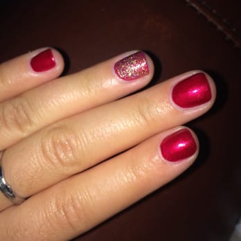 Best Nails - Pretty Essie polish for fall! - Nail Salons Near Me - Batavia, Illinois