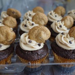 Sweets by Souza - Cookie dough cupcakes (vegan)
