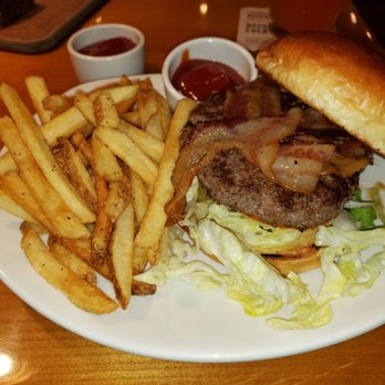 Outback Steakhouse - Steakhouses Near Me - Naples, Florida