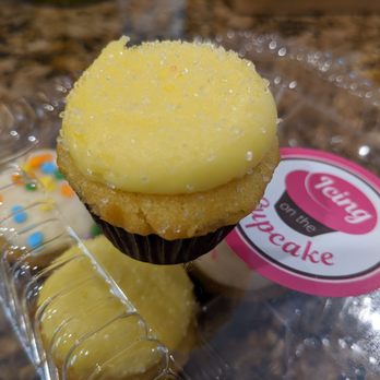 Icing On The Cupcake - Pucker up - Cupcakes Near Me - Folsom, California Icing On The Cupcake - Pucker up - Cupcakes Near Me - Folsom, California