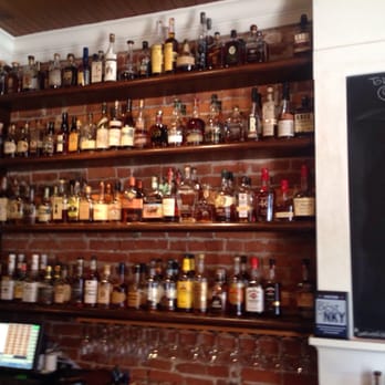 Old Kentucky Bourbon Bar - Bars Near Me - Covington, Kentucky