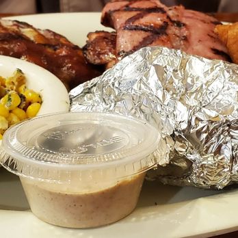 Oakwood Smokehouse & Grill - a plate of food - Barbeque Near Me - Eustis, Florida