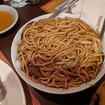 Szechuan House - Beef Lo Mein - Chinese Near Me - Manchester, New Hampshire Szechuan House - Beef Lo Mein - Chinese Near Me - Manchester, New Hampshire