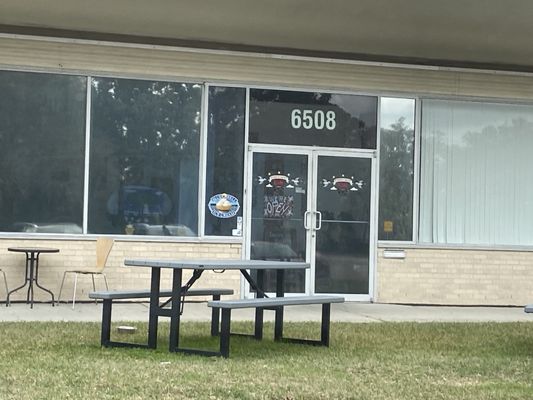 Birds Nest Cafe by null