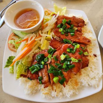 Pho Vietnam - BBQ chicken - Vietnamese Near Me - Honolulu, Hawaii