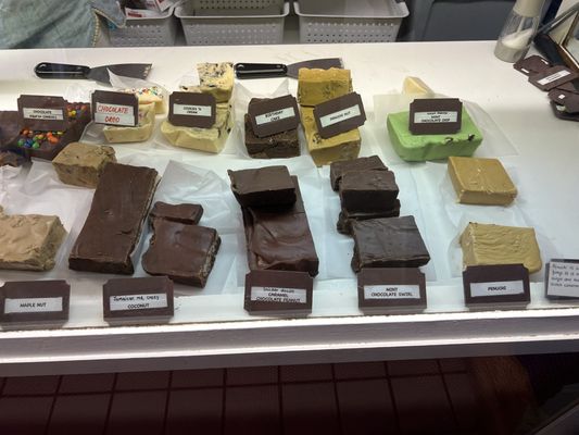 Aunt Leah's Fudge by null