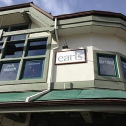 Earls Kitchen + Bar - Earl's storefront