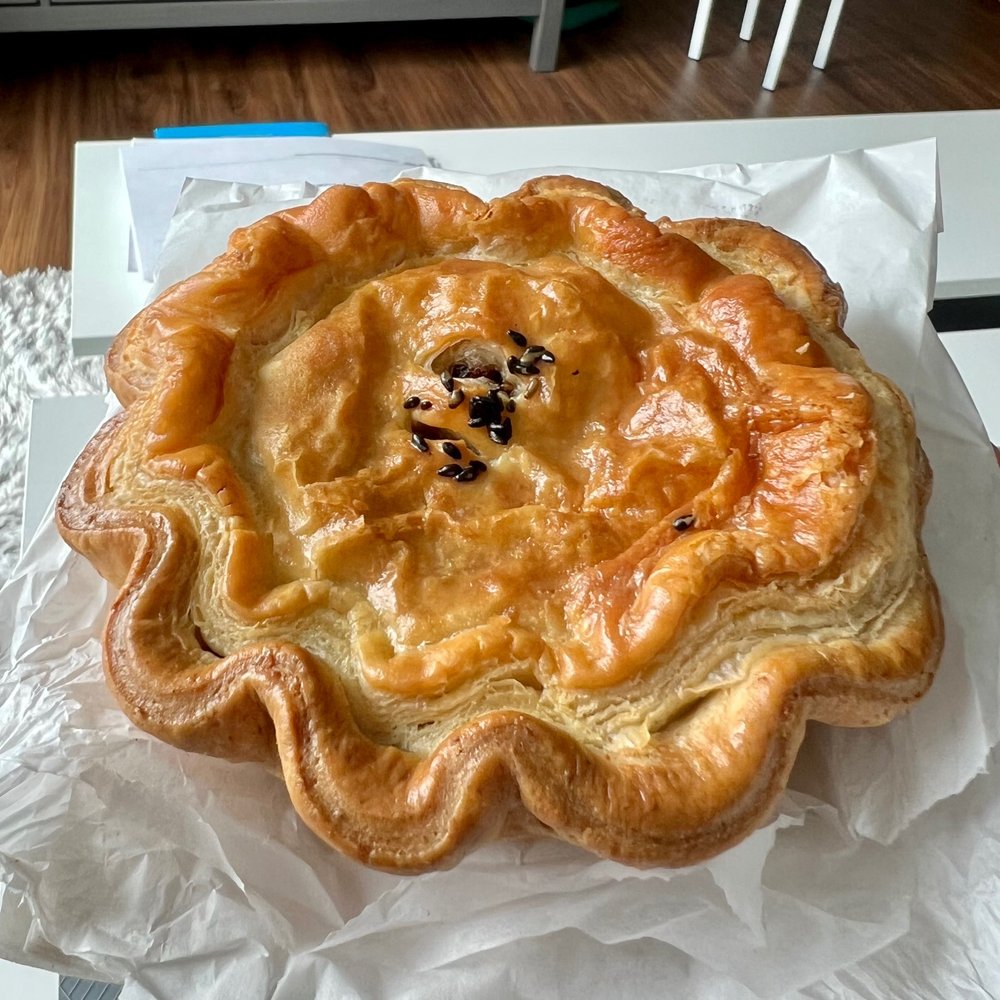 Proper Pie - Steak & Guinness Pie - Desserts Near Me - Richmond, Virginia