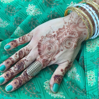 Uma Sarees - Bought my saree and bangles from Uma's and I couldn't have had a better experience. Uma was so sweet and is such a special woman - Accessories Near Me - Chicago, Illinois