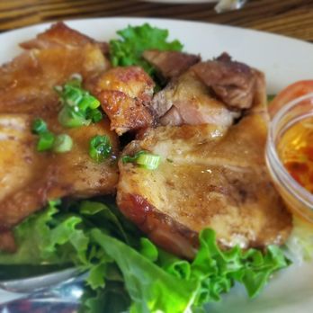 La Petite Camille - Vietnamese Near Me - Millbrae, California