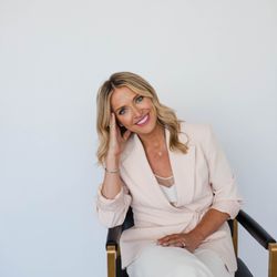 Emily Bort - Movement Mortgage