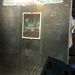 LollaShop - Storefront for the pop-up shop