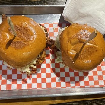 Hella Good Burger - Hella Smashed Burger and Hella Fried Chicken Sandwich - Burgers Near Me - San Jose, California Hella Good Burger - Hella Smashed Burger and Hella Fried Chicken Sandwich - Burgers Near Me - San Jose, California