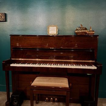 Wax Poetic - Wine Bars Near Me - Burbank, California