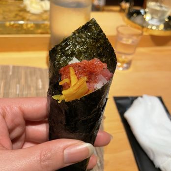 Amaterasu Sushi - Hand Roll - Sushi Bars Near Me - Honolulu, Hawaii