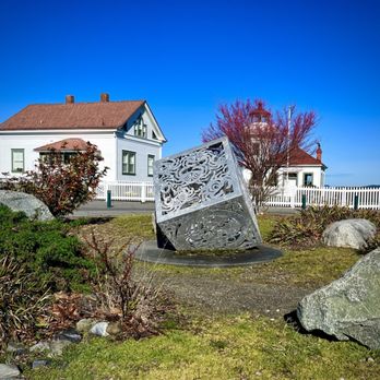 Mukilteo Light Station and Lighthouse Park - Interesting sculptures in the park! - Parks Near Me - Mukilteo, Washington
