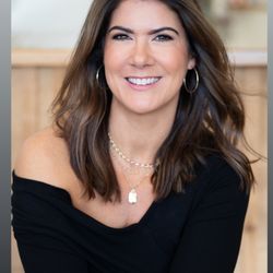 Fringe Hair Studio - Amanda- Owner/Master Stylist