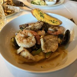 Bouillabaisse. Where is the sauce? Bouillabaisse. Where is the sauce?