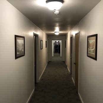 Swift Current Motor Inn - Hallway - Hotels Near Me - Babb, Montana Swift Current Motor Inn - Hallway - Hotels Near Me - Babb, Montana