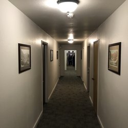 Swift Current Motor Inn - Hallway