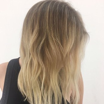 Allie Tureaud - Hair Stylists Near Me - Beverly Hills, California