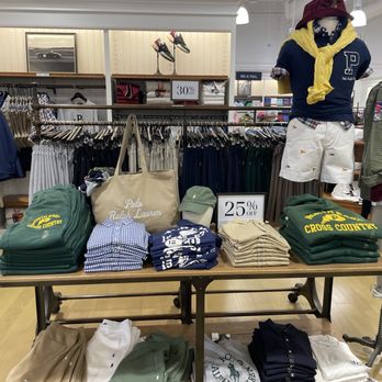 Ralph Lauren - That manakin is just asking to get beat up in my hood. - Women's Clothing Near Me - Southaven, Mississippi Ralph Lauren - That manakin is just asking to get beat up in my hood. - Women's Clothing Near Me - Southaven, Mississippi