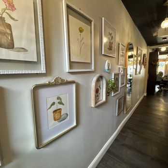 Ivy Café - Coffee & Tea Near Me - Clayton, Missouri
