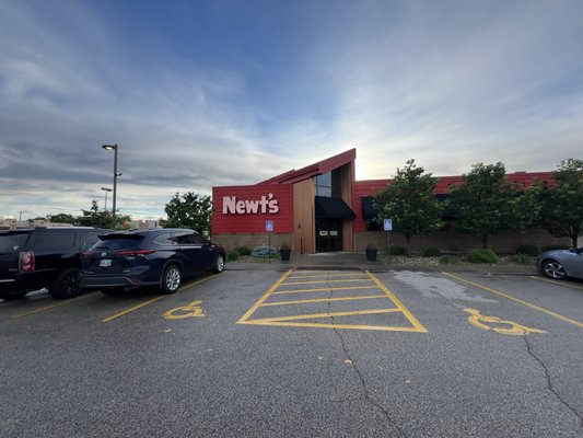 Newt's South by null