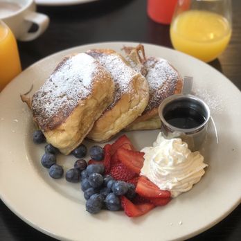 Kingsland Kitchen - Fluffy Buttermilk Pancakes - Breakfast & Brunch Near Me - Portland, Oregon Kingsland Kitchen - Fluffy Buttermilk Pancakes - Breakfast & Brunch Near Me - Portland, Oregon
