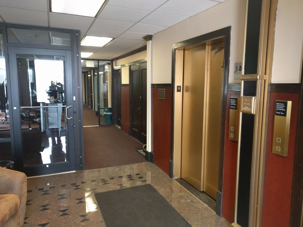 Brazilian Waxing Logo