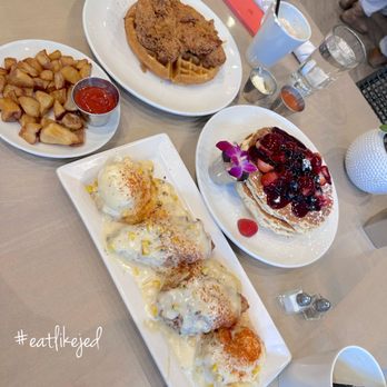 SweetDiner - Brunch spread - Diners Near Me - Milwaukee, Wisconsin