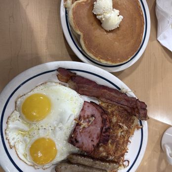 IHOP - Breakfast & Brunch Near Me - Los Angeles, California