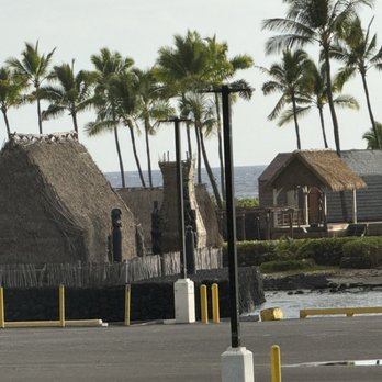 Cheeky Tiki - Old village as seen from our seats - Tiki Bars Near Me - Kailua Kona, Hawaii