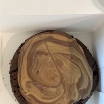Crumbl - San Antonio - Peanut butter Brownie - Bakeries Near Me - San Antonio, Texas