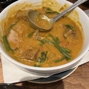 Avenida Restaurant - Beef Kare-Kare - Filipino Near Me - San Mateo, California