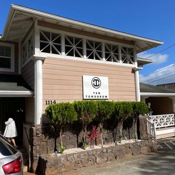 Daily Whisk Matcha - Outside - Cafes Near Me - Honolulu, Hawaii Daily Whisk Matcha - Outside - Cafes Near Me - Honolulu, Hawaii