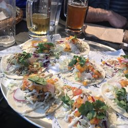 Mackenzie Common Tavern & Food Truck