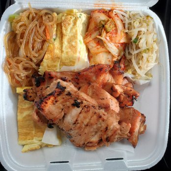Red Pepper Korean BBQ - BBQ Chicken Plate with (5) sides - Long Rice, Egg, Kim Chee, Bean Sprouts. ($14.65 w/tax). - Korean Near Me - Honolulu, Hawaii