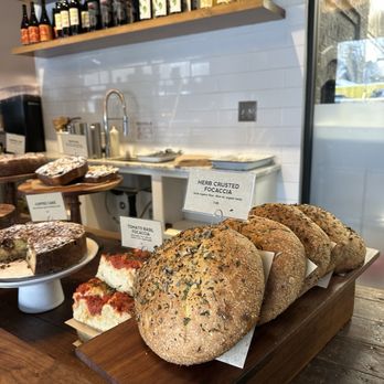 DERU Market - Inside - IG @bougiefoodieboi - Pizza Near Me - Kirkland, Washington DERU Market - Inside - IG @bougiefoodieboi - Pizza Near Me - Kirkland, Washington