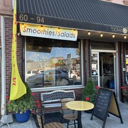 Bake a Bagel - Outdoor seating