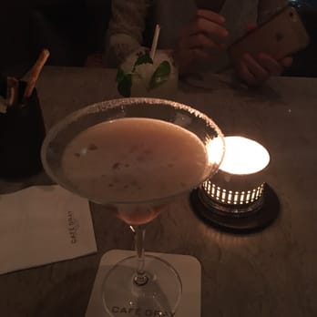 Cafe Gray Deluxe - Earl grey martini - Bars Near Me - Hong Kong, HK