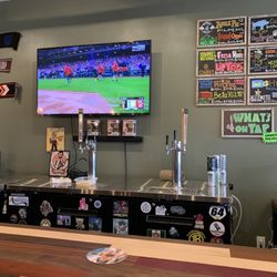 The Kind Hop - Great selection on tap and a perfect place to watch a game!