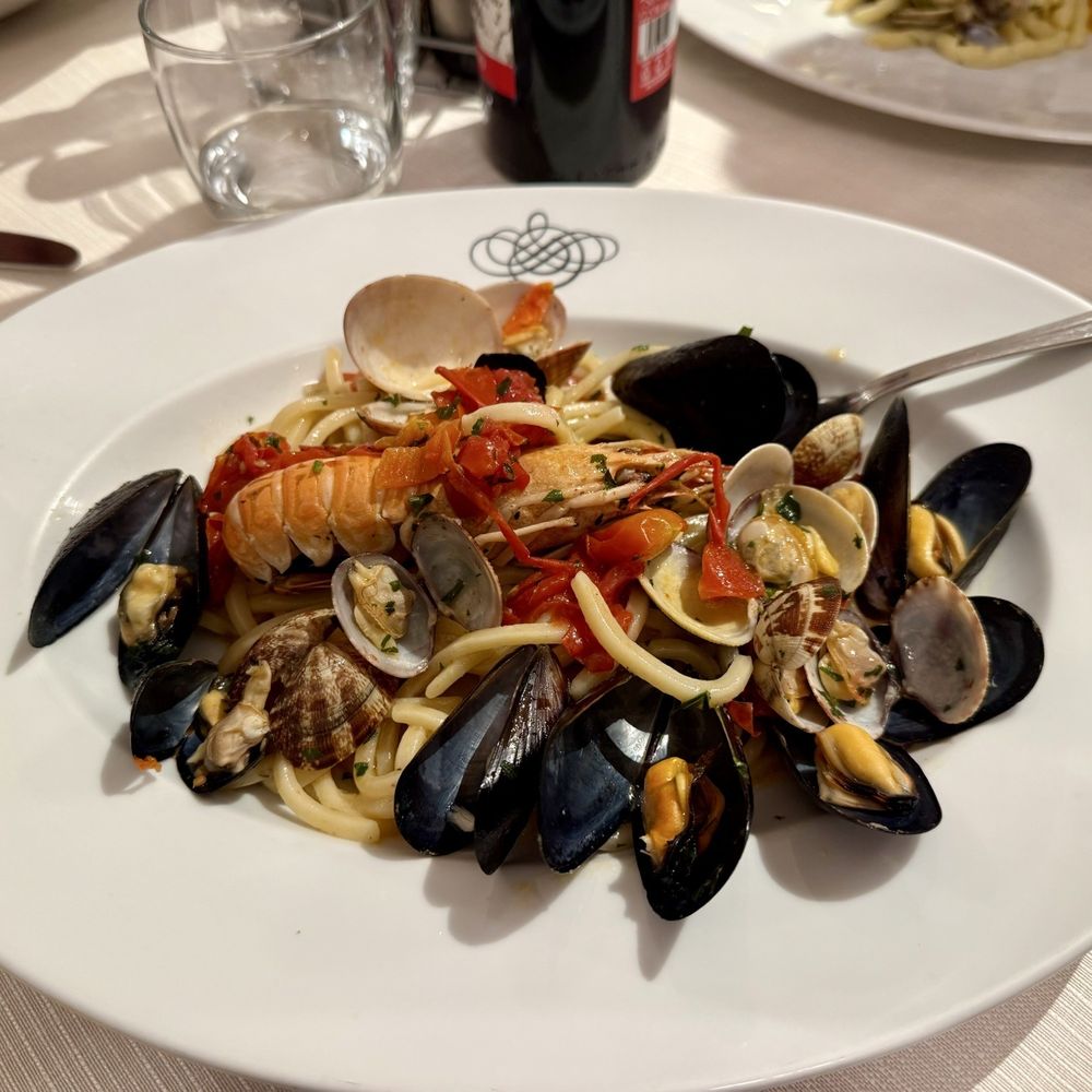 Ristorante Vittoria - Frutti di Mare - Italian Near Me - Ravello, SA Ristorante Vittoria - Frutti di Mare - Italian Near Me - Ravello, SA